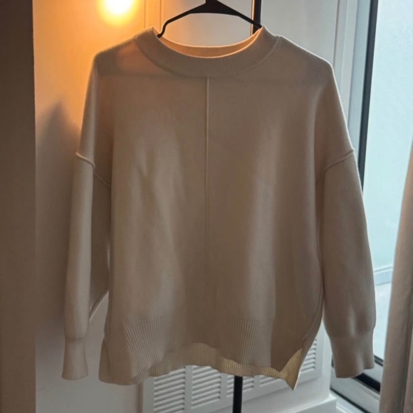Zara knit sweater - Picture 1 of 3
